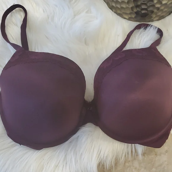 Victoria's Secret Deep Purple Lace Bra - Picture 8 of 14